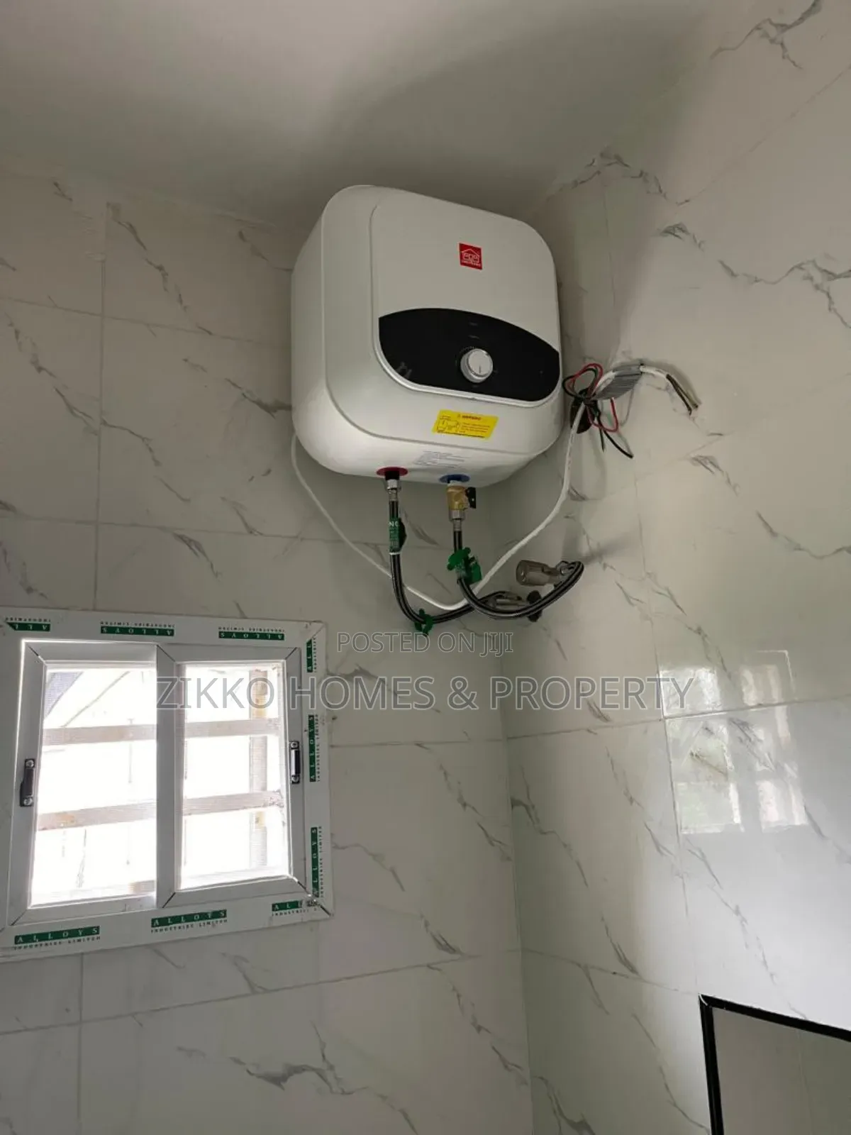4bdrm Townhouse/Terrace in Lekki Gardans Phase for Sale in Lekki