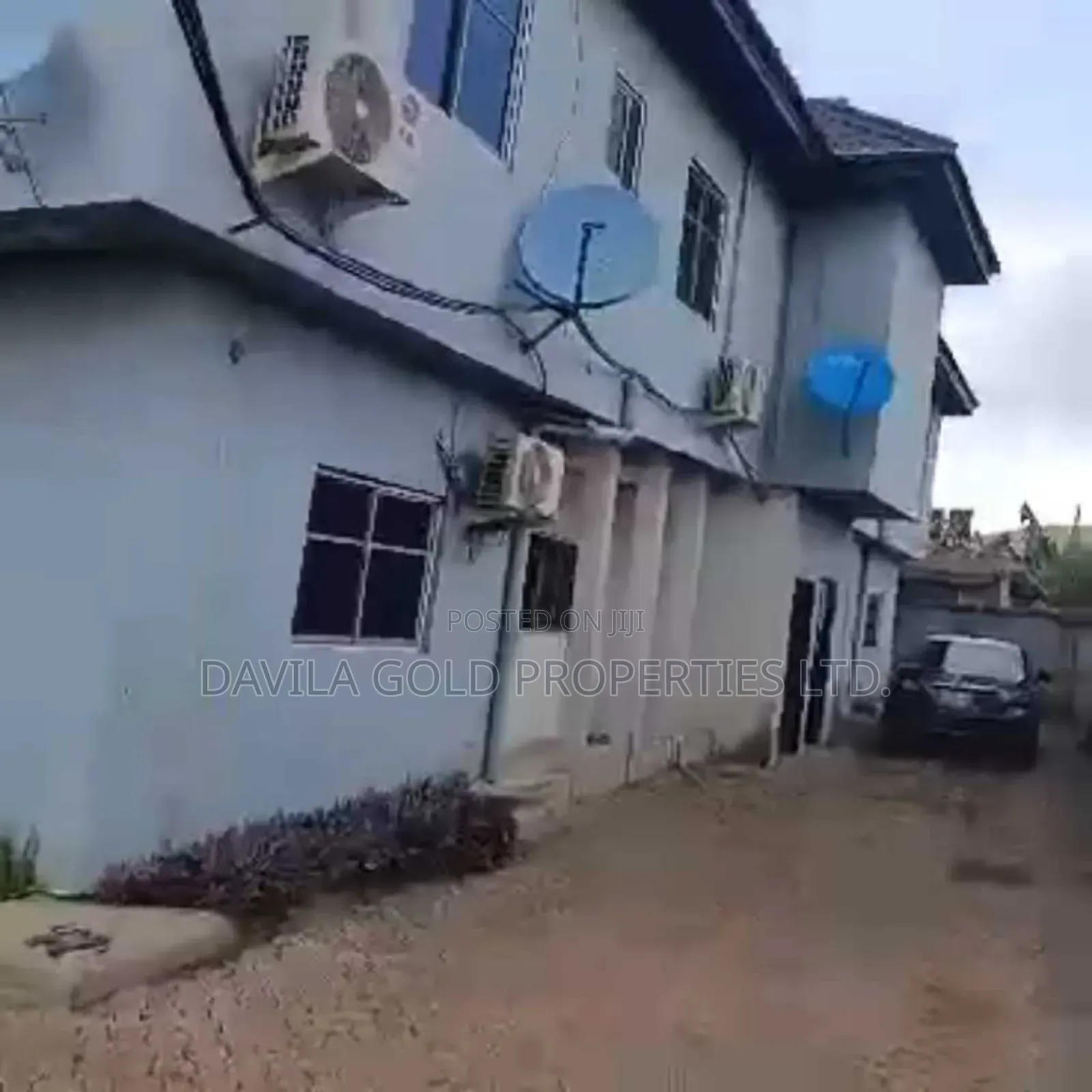 12bdrm Block of Flats in Benin City for sale in Benin City