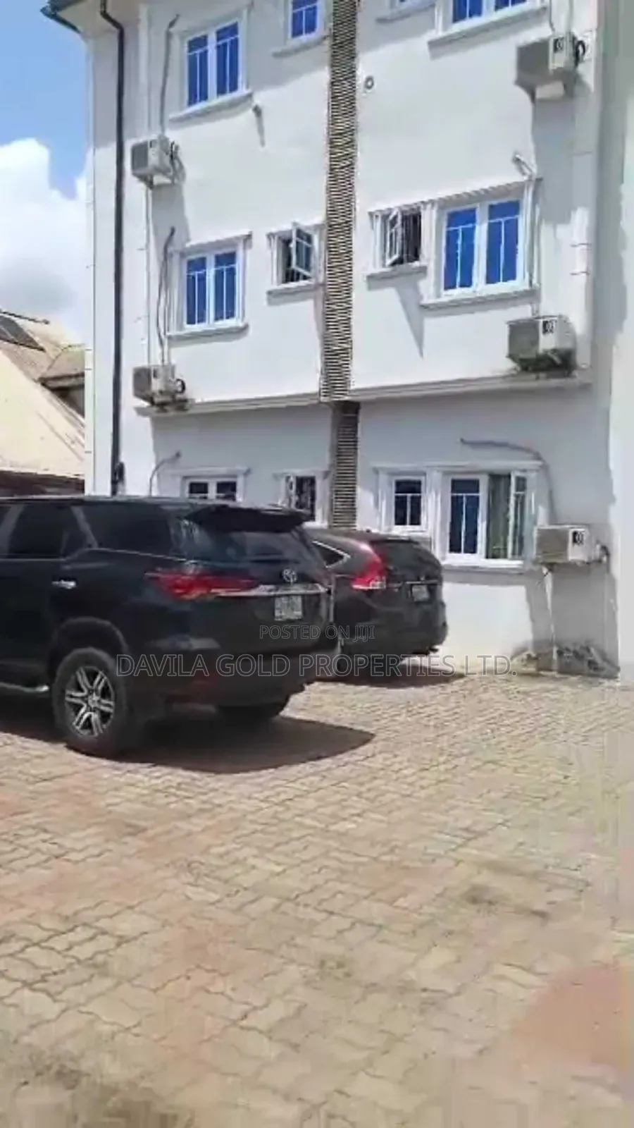 18bdrm Block of Flats in Benin City for sale in Benin City