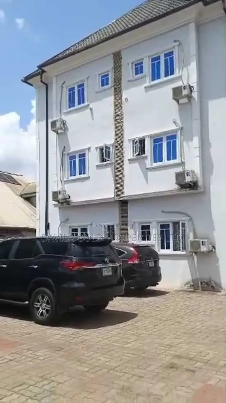 18bdrm Block of Flats in Benin City for sale in Benin City