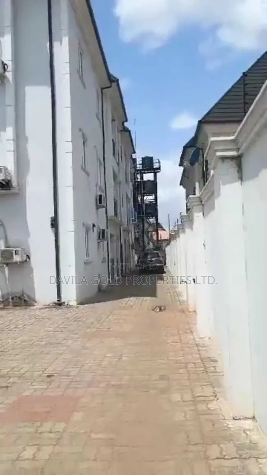 18bdrm Block of Flats in Benin City for sale in Benin City
