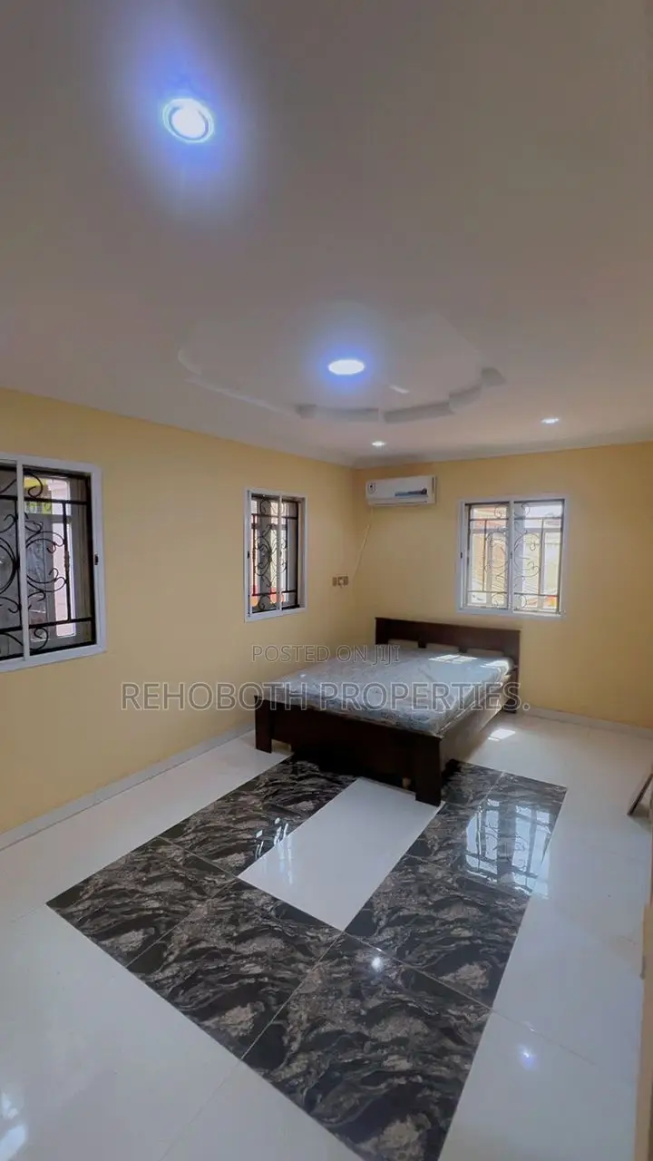 4bdrm Duplex in Ire Akari, Akala Express for rent in Akala Express