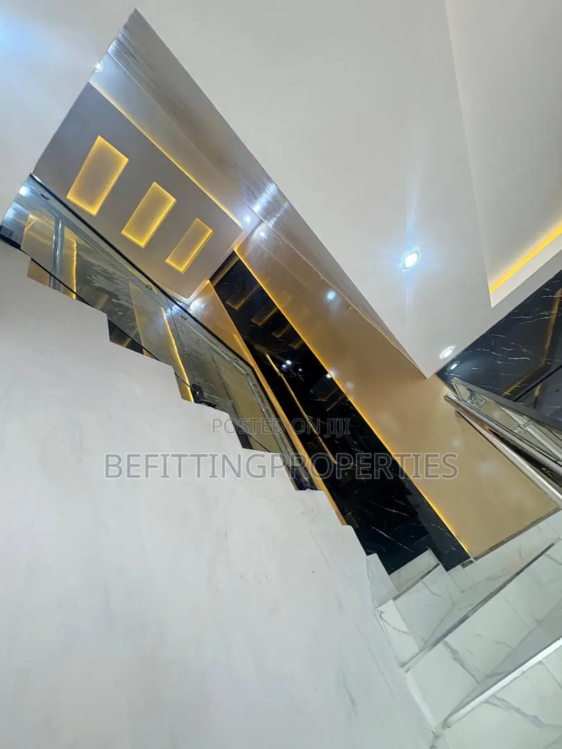 5bdrm Duplex in Amazing Grace Estate, Agege for sale in Agege