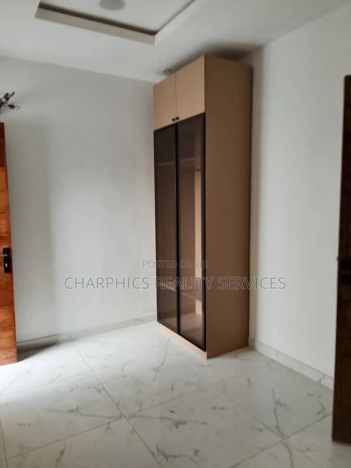 4bdrm Duplex in GRA Phase 1 for sale in GRA Phase 1