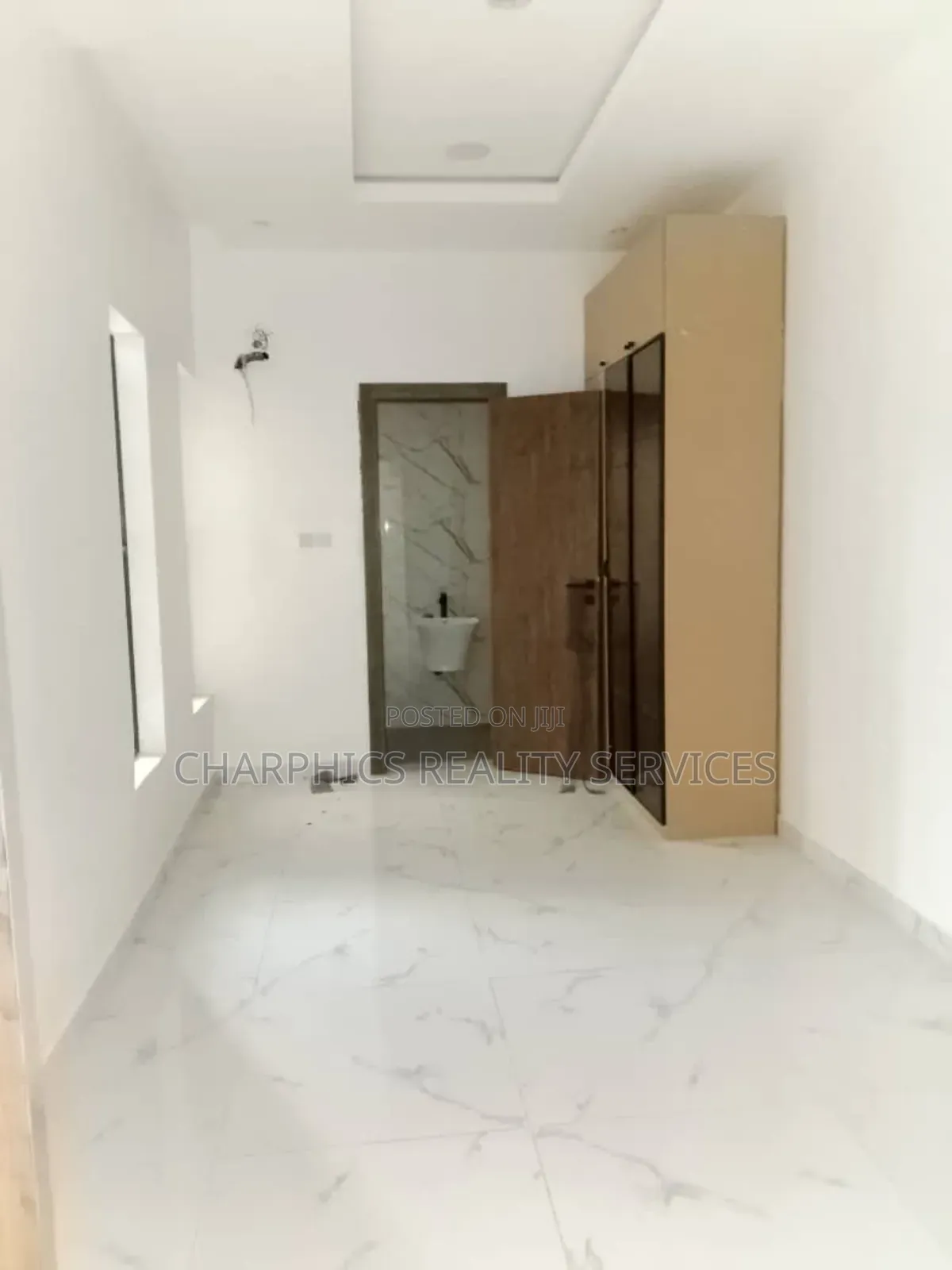 4bdrm Duplex in GRA Phase 1 for sale in GRA Phase 1