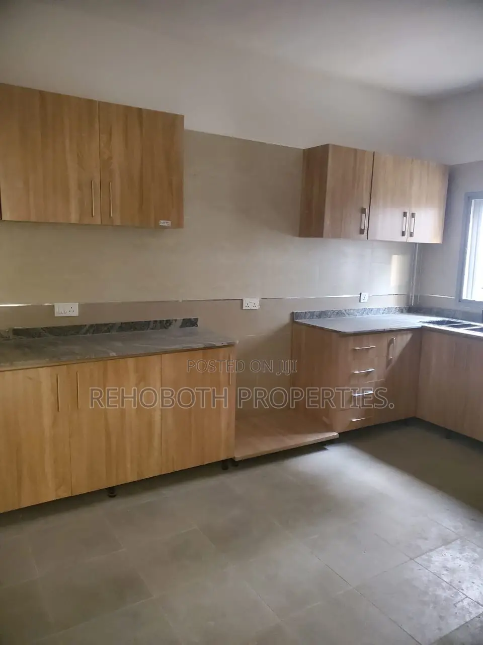 3bdrm Duplex in Romiti Williams, Bodija for rent in Bodija