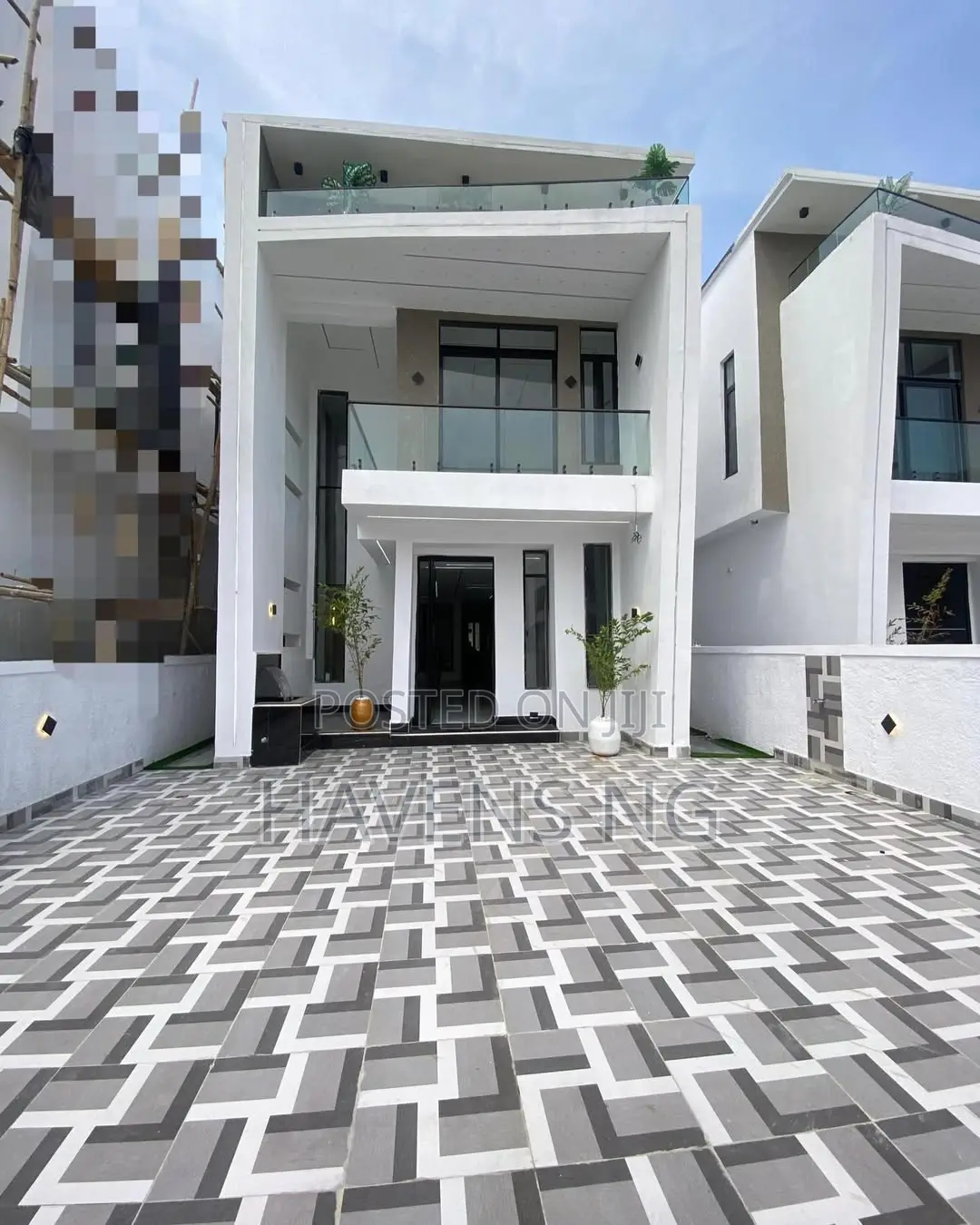 5bdrm Duplex in Off Lekki-Epe Expressway for sale in Off Lekki-Epe Expressway