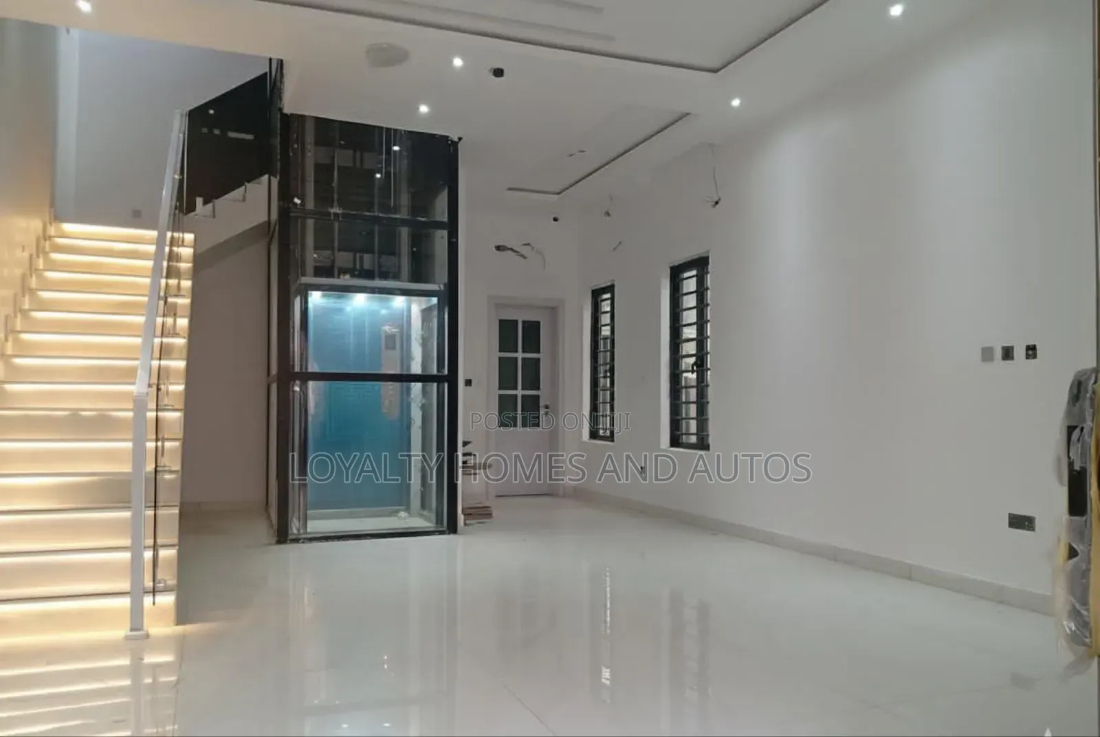 5bdrm Duplex in Ikeja for sale in Ikeja