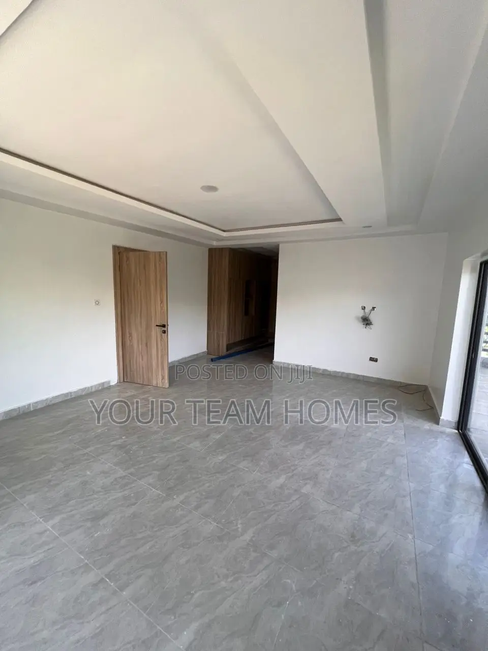 5bdrm Duplex in National Assembly for rent in Apo District
