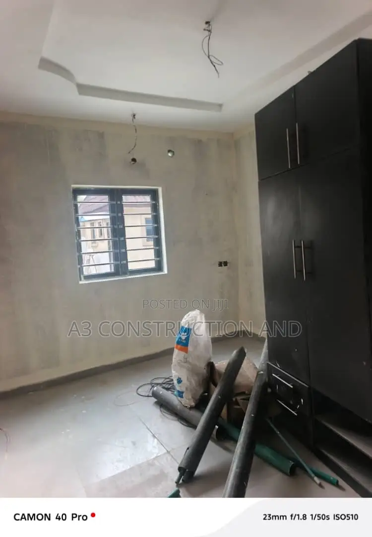 2bdrm Block of Flats in Akala Akobo for rent in Akobo