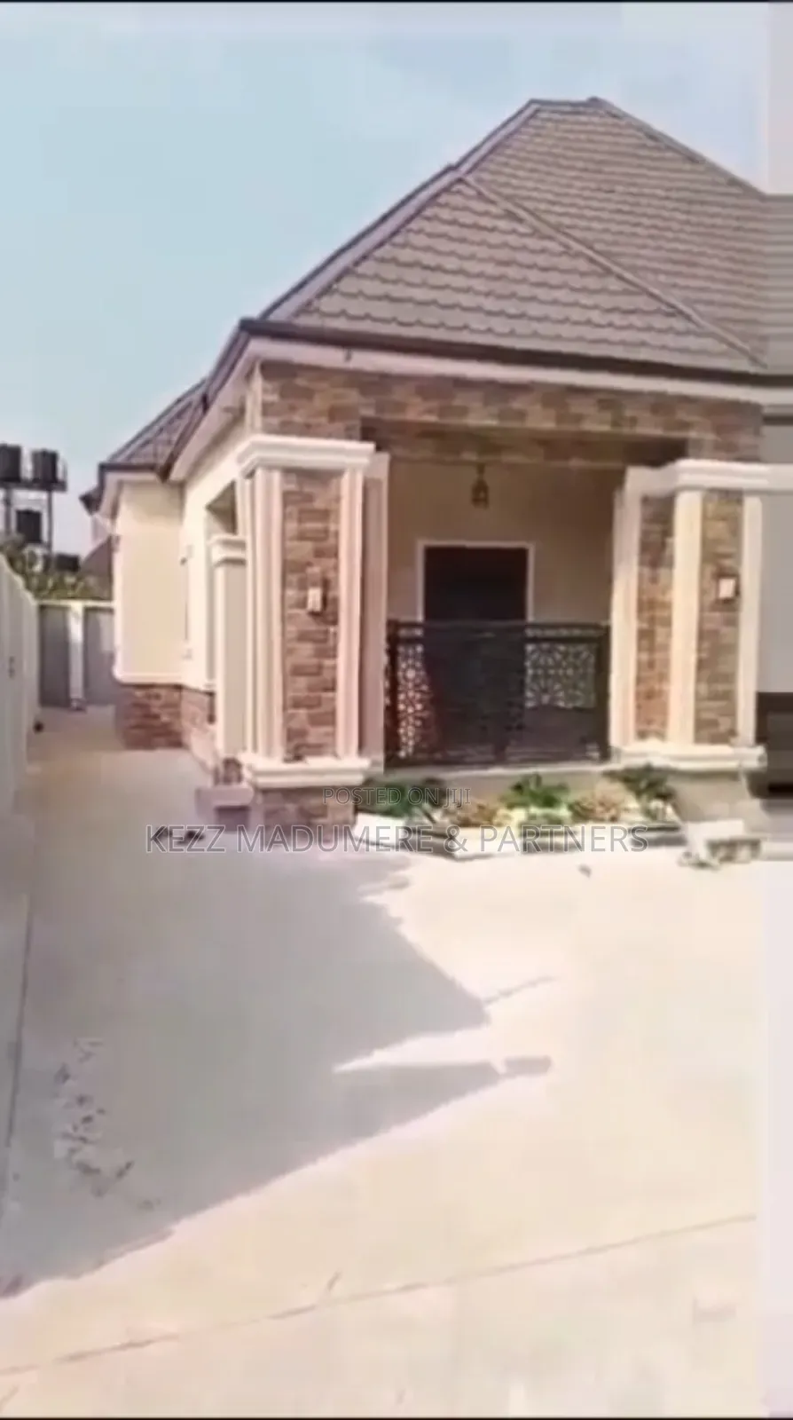 3bdrm Bungalow in Naze Near Human Race for sale in Owerri