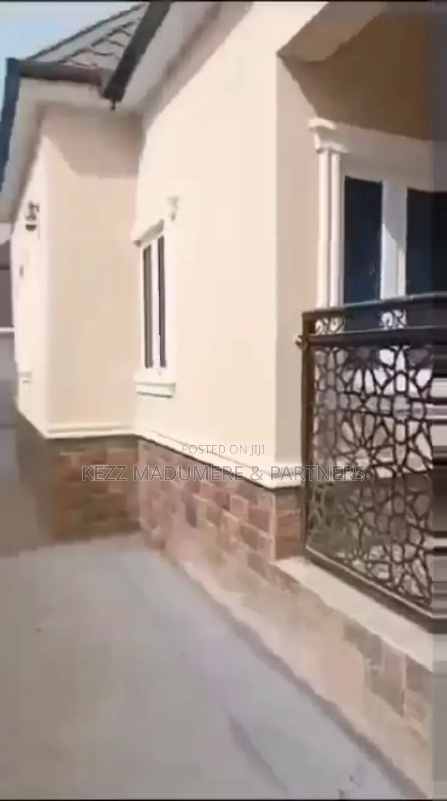 3bdrm Bungalow in Naze Near Human Race for sale in Owerri
