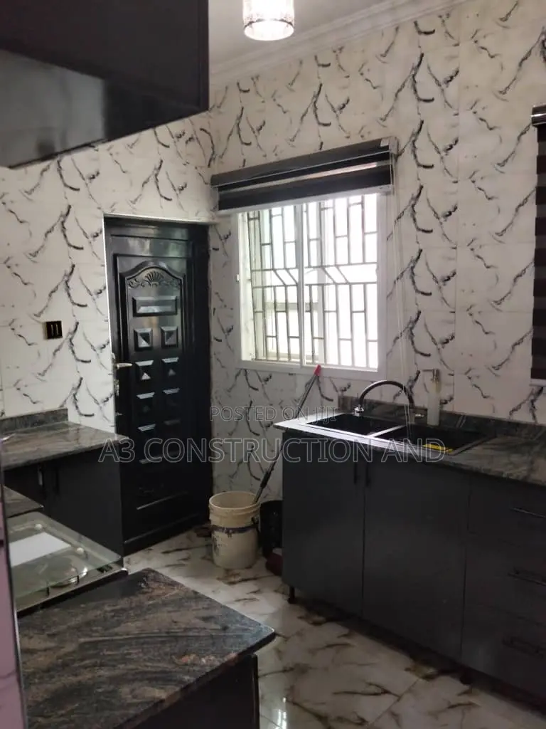 Furnished 2bdrm Block of Flats in Akala Akobo for rent in Akobo