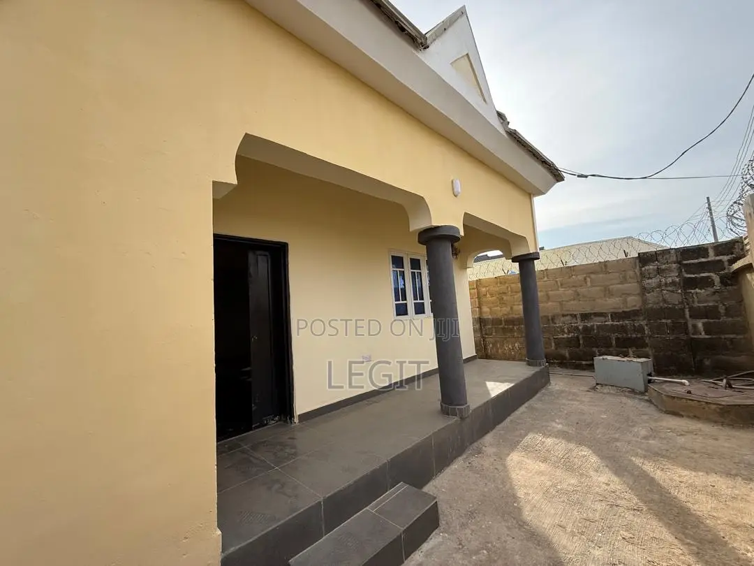 3bdrm Bungalow in Minna for sale in Minna
