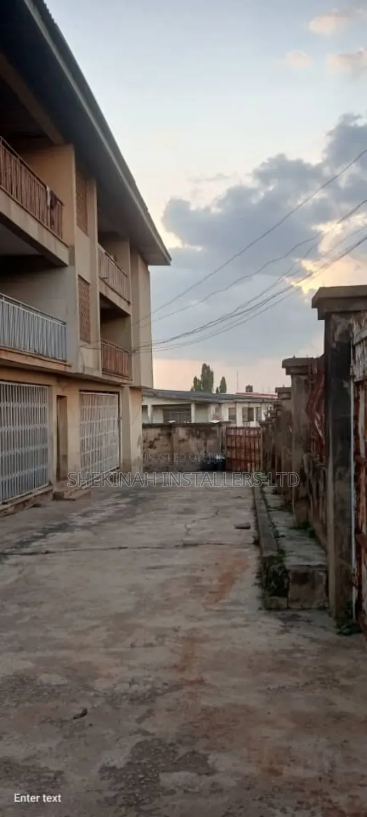 3bdrm Block of Flats in Jonku Area, Ibadan for sale in Ibadan