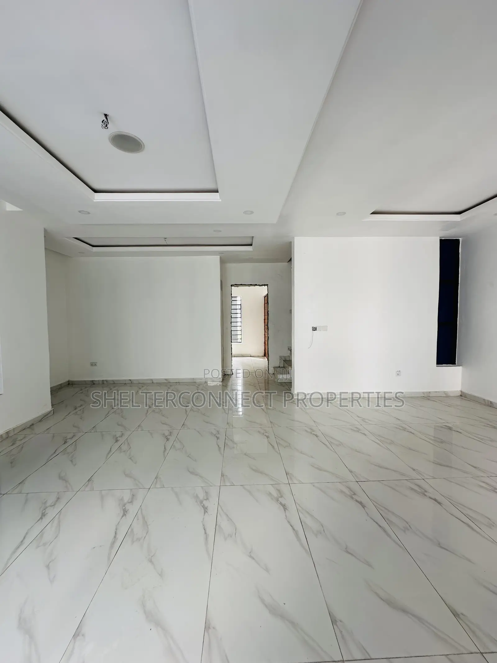 4bdrm Duplex in Ikate for sale in Ikate