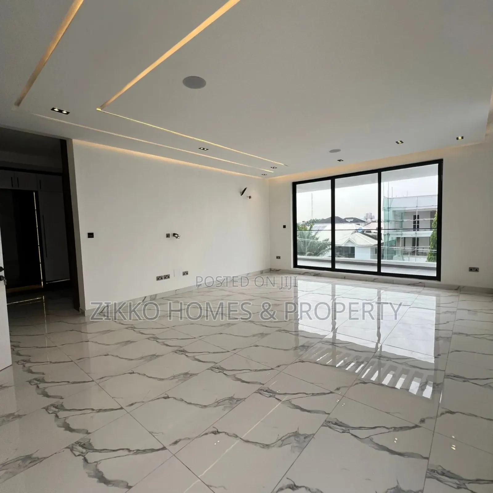 5bdrm Duplex in Lekki for sale in Lekki
