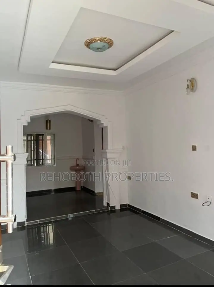 2bdrm Apartment in Akoto, Akala Express for rent in Akala Express