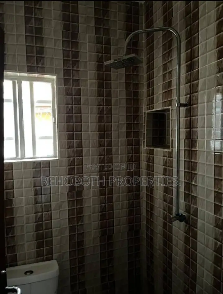 2bdrm Apartment in Akoto, Akala Express for rent in Akala Express