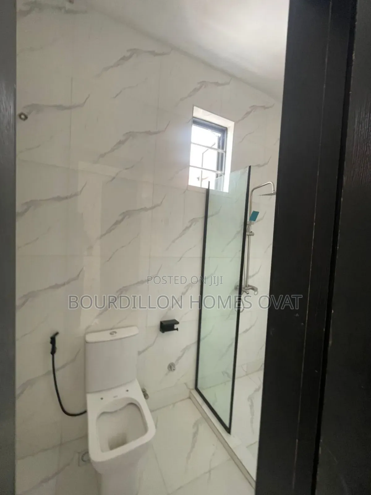 3bdrm Duplex in Ikota for sale in Ikota