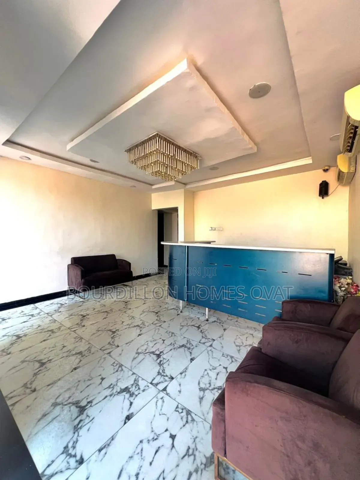 Furnished 17bdrm Apartment in Lekki Phase 1 for rent in Lekki Phase 1