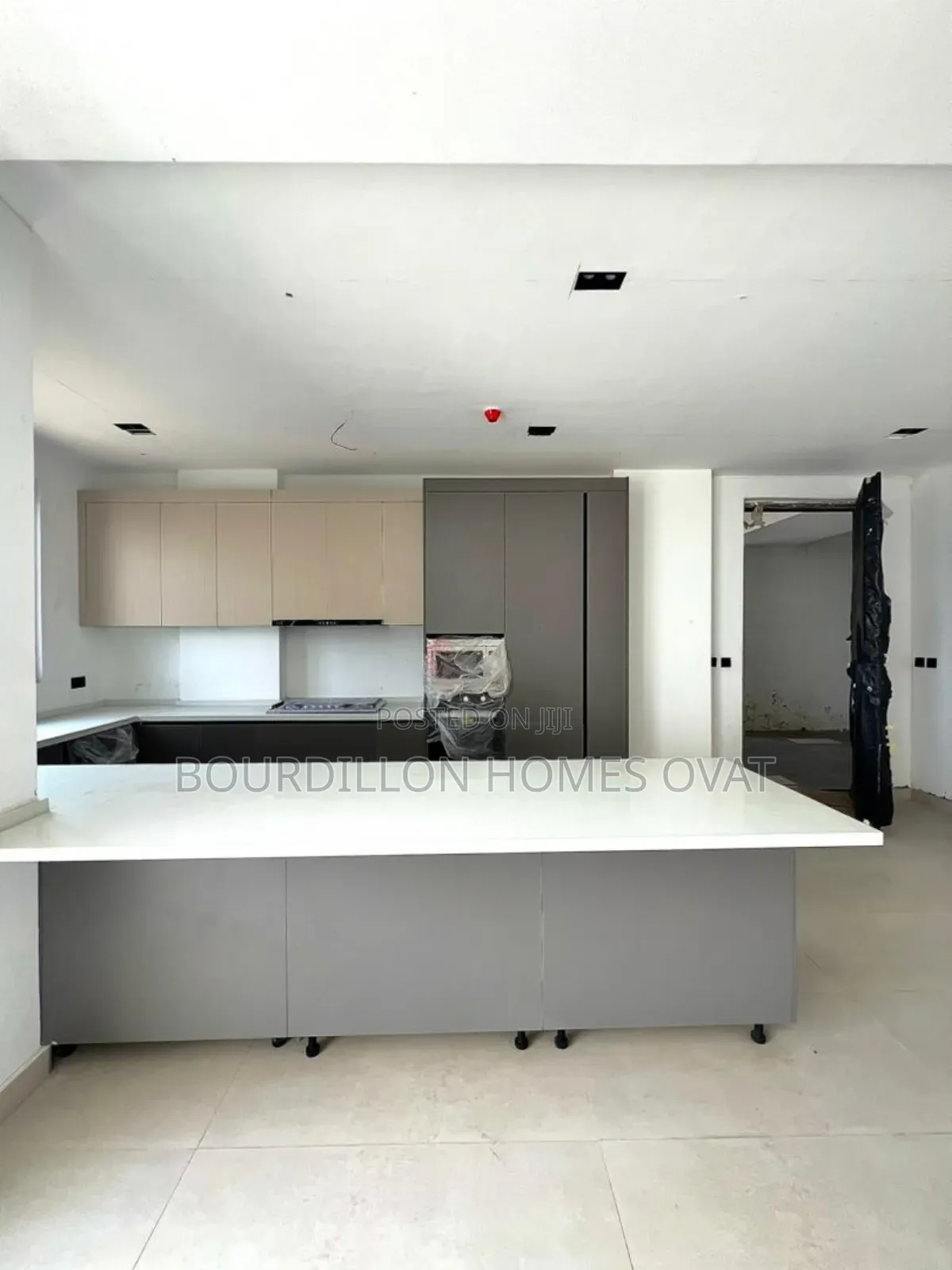 2bdrm Apartment in Lekki Phase 1 for sale in Lekki Phase 1