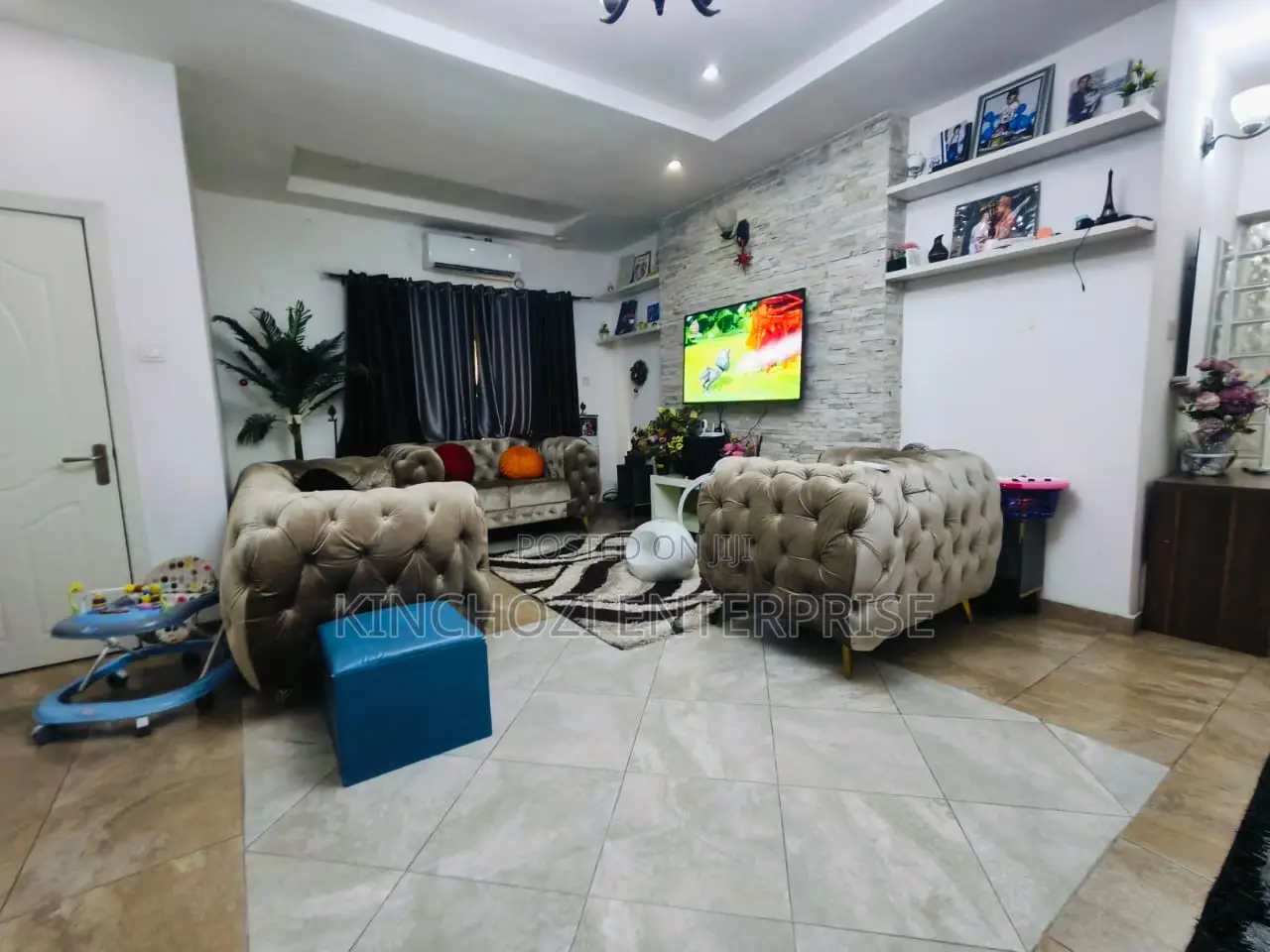 3bdrm Apartment in Lekki Enclave Road, Ikate for rent in Ikate