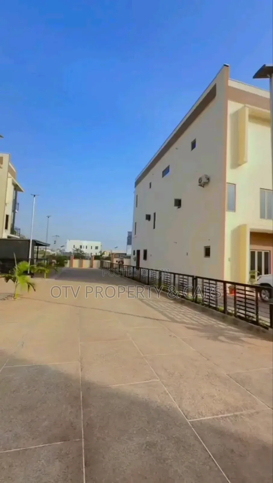 5bdrm Duplex in Kado for rent in Kado