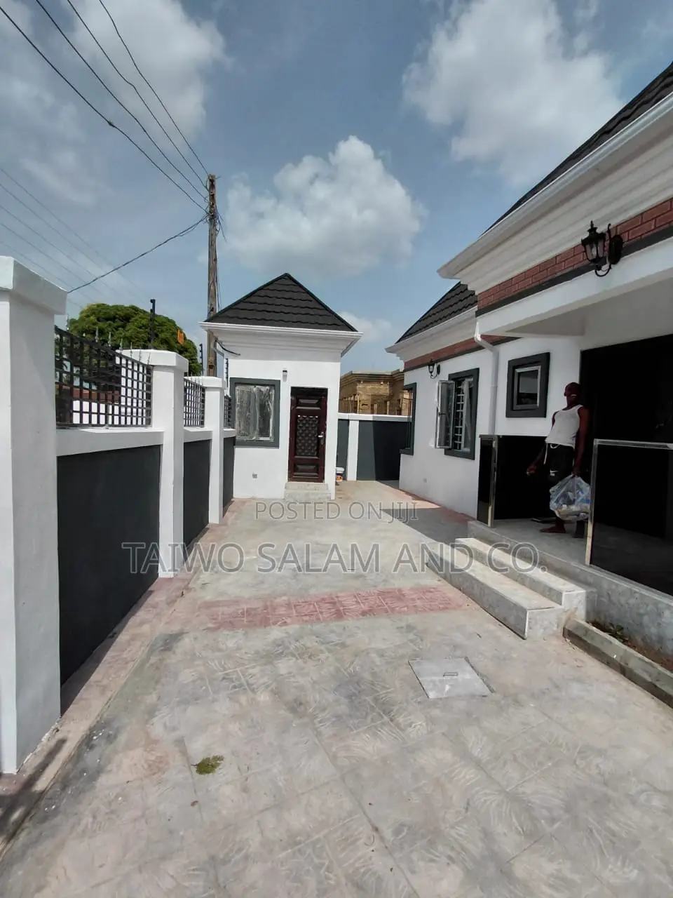 3bdrm Bungalow in Jericho for sale in Jericho