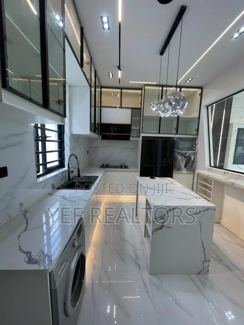 Furnished 5bdrm Duplex in Ado / Ajah for sale in Ado / Ajah