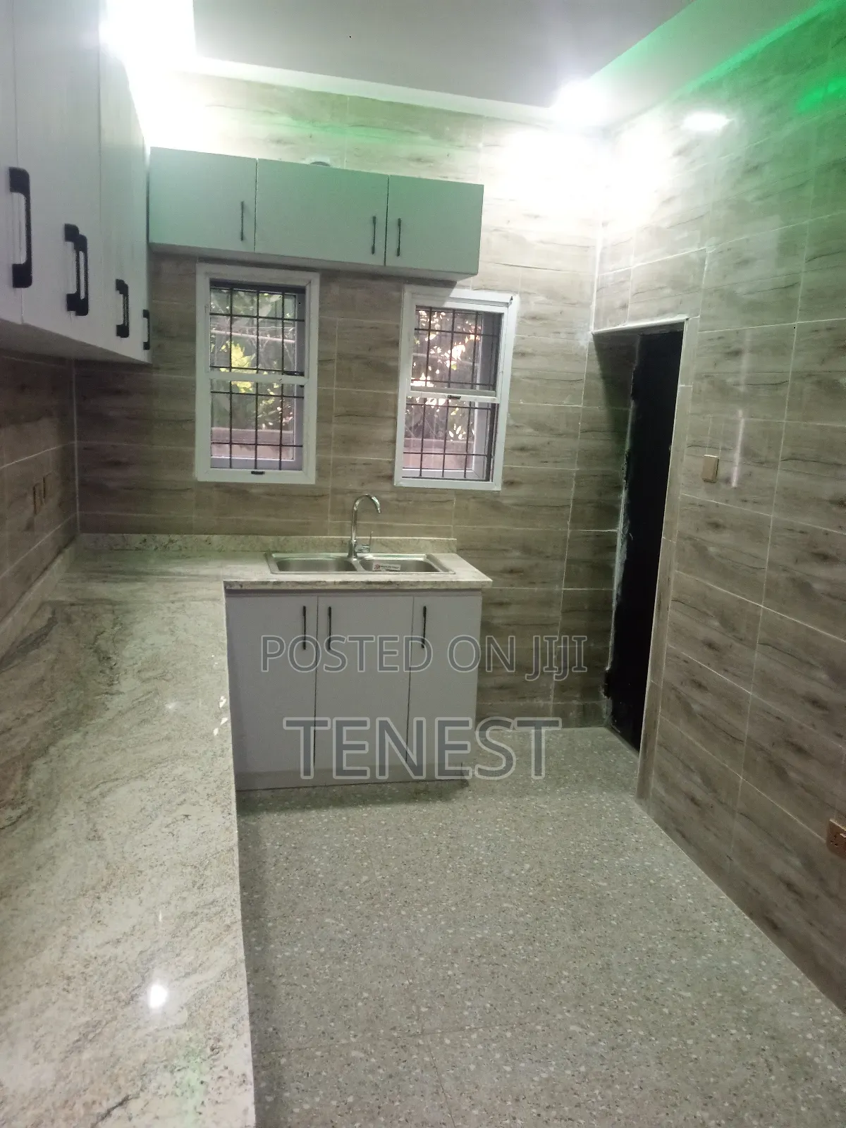 3bdrm Block of Flats in Fo1 Main, Kubwa for sale in Kubwa