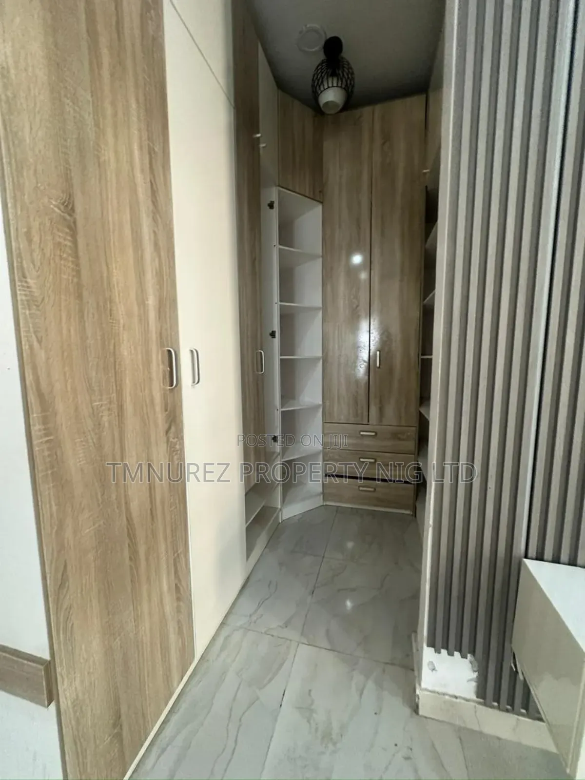 Studio Apartment in Orchild Road, Chevron for rent in Chevron