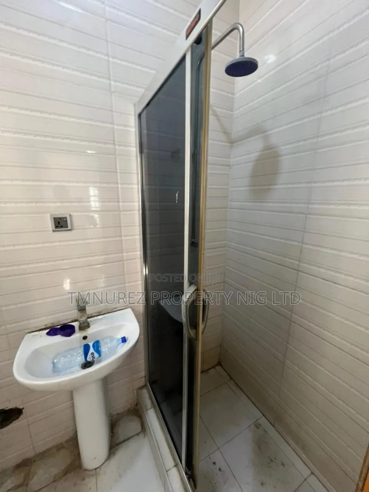 Studio Apartment in Bera Estate, Chevron for rent in Chevron