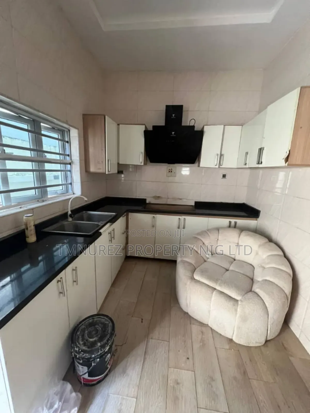 Studio Apartment in Bera Estate, Chevron for rent in Chevron