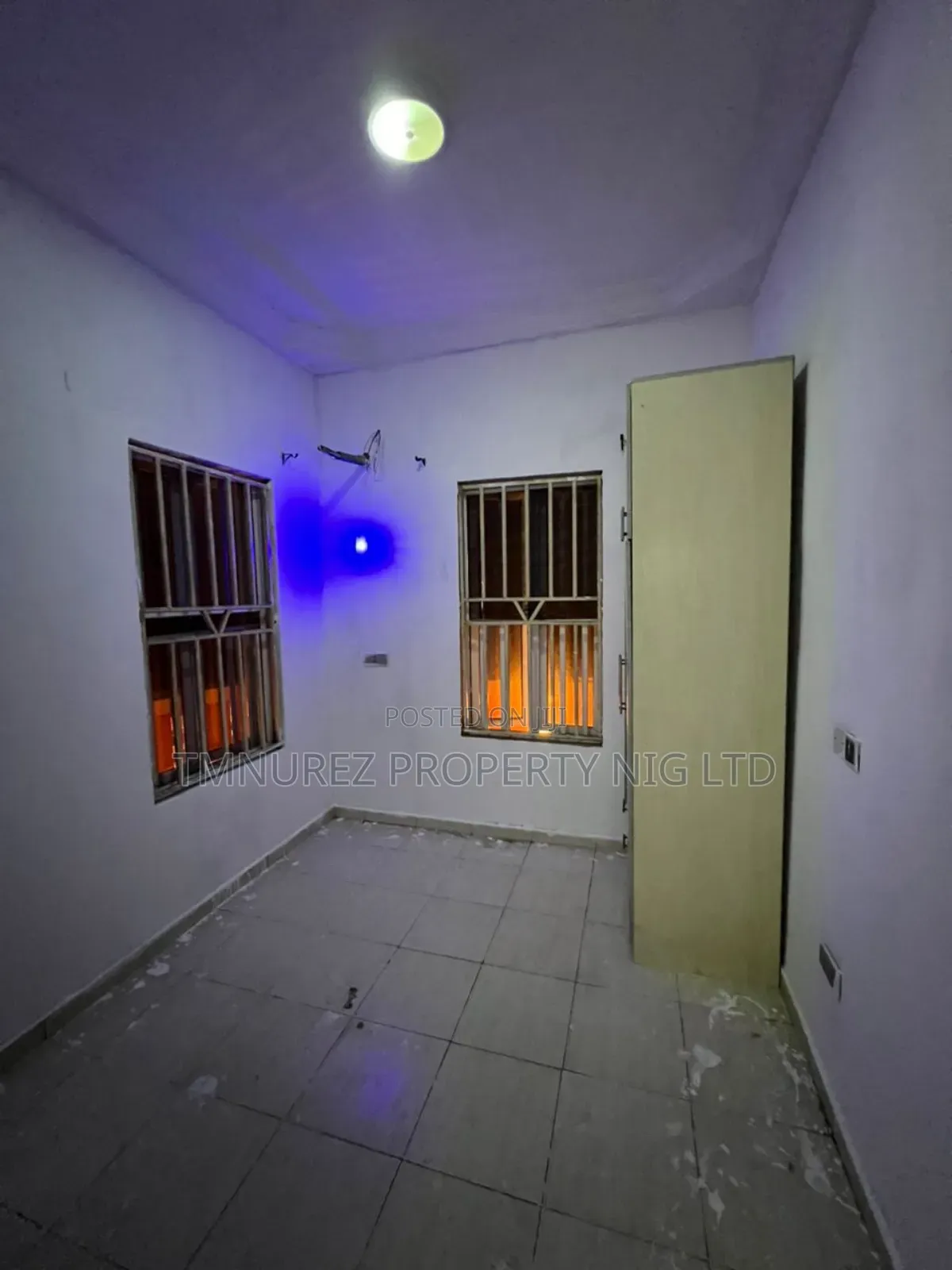 Studio Apartment in Chevron for rent in Chevron