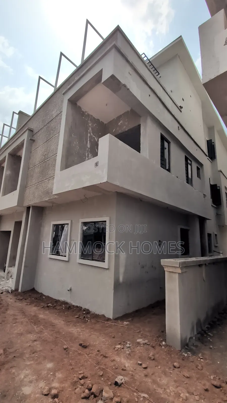 5bdrm Penthouse in Carlton Gate Estate, Akobo for sale in Akobo