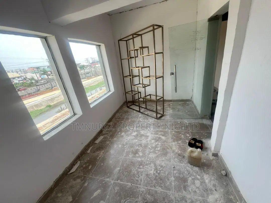 Shop for Rent Lekki Phase1 in Lekki Phase 1
