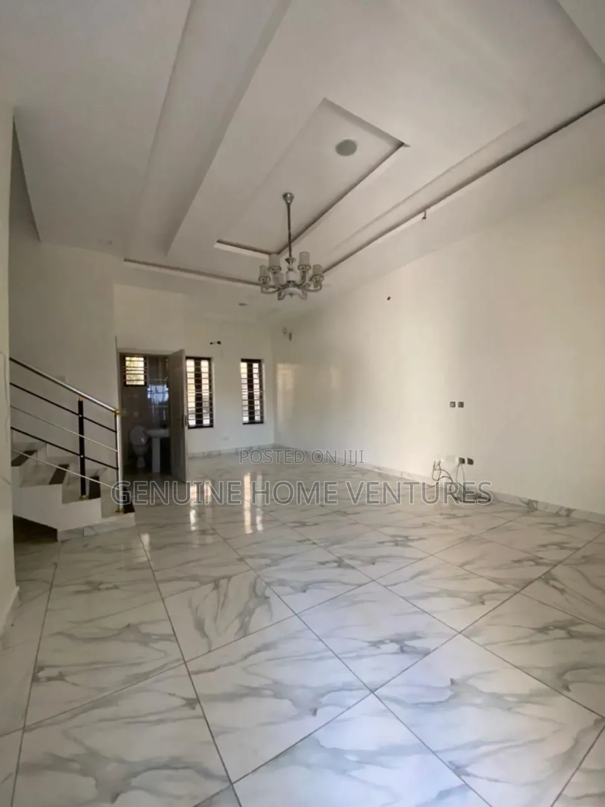 5bdrm Duplex in Lekki Phase 1 for sale in Lekki Phase 1