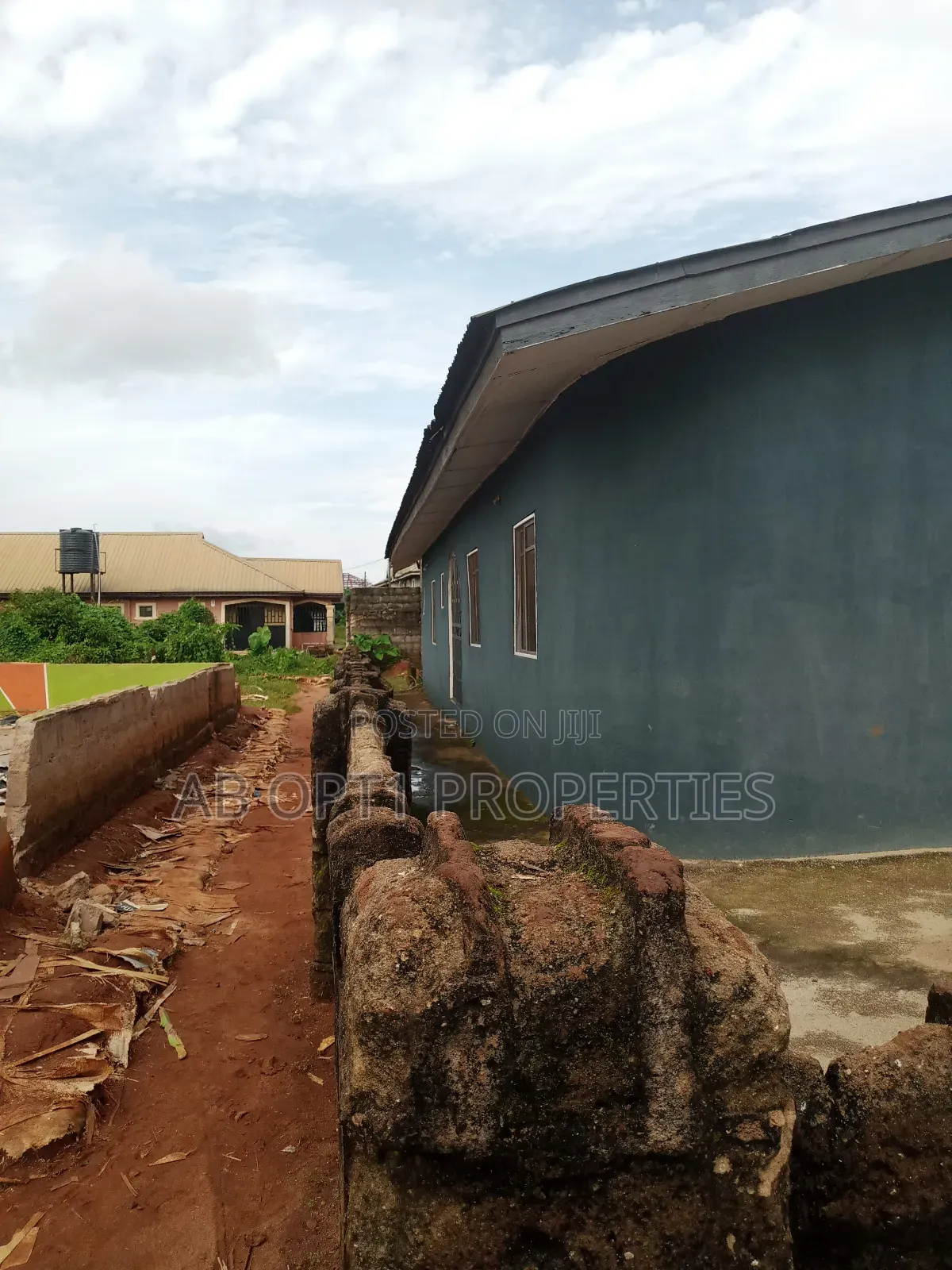 3bdrm Block of Flats in Benin City for sale in Benin City
