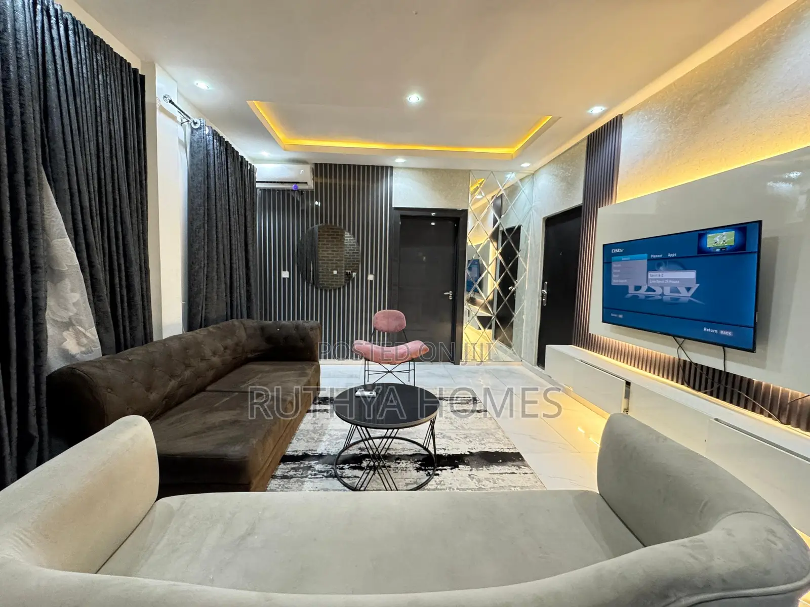 Furnished 1bdrm Apartment in Lekki Phase 1 for sale in Lekki Phase 1