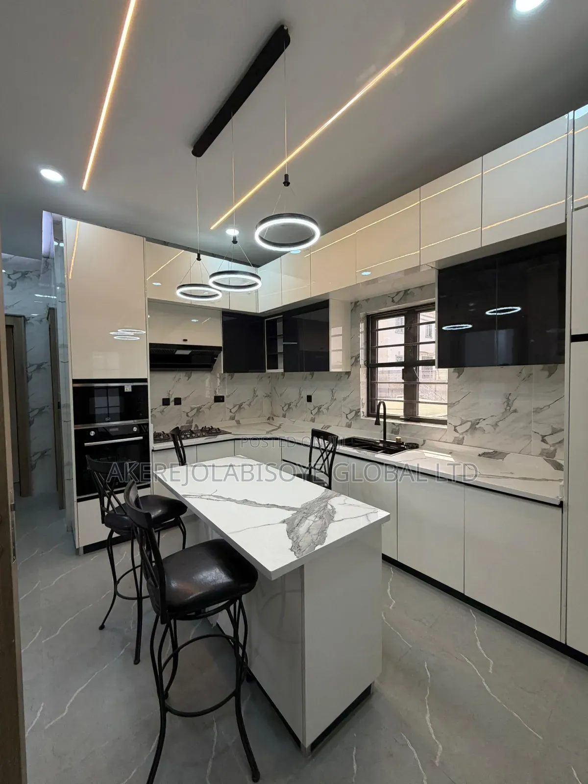 6bdrm Duplex in Guzape Abuja for sale in Guzape District