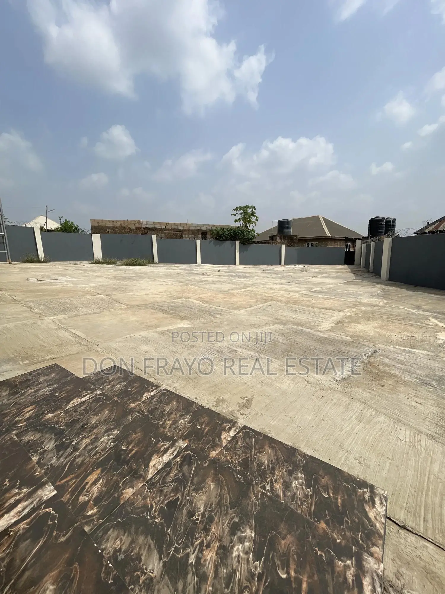 3bdrm Block of Flats in Near Awotan Apete, Ibadan for sale in Ibadan
