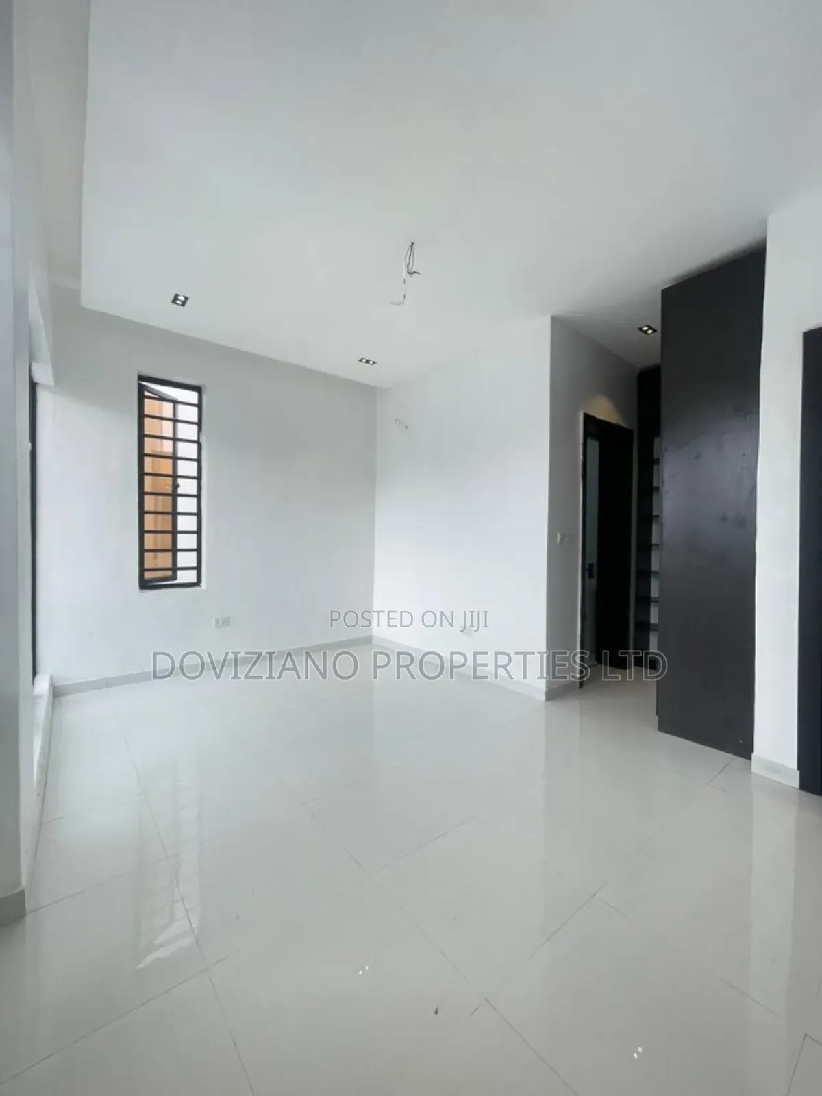 4bdrm Duplex in Ikota for sale in Ikota