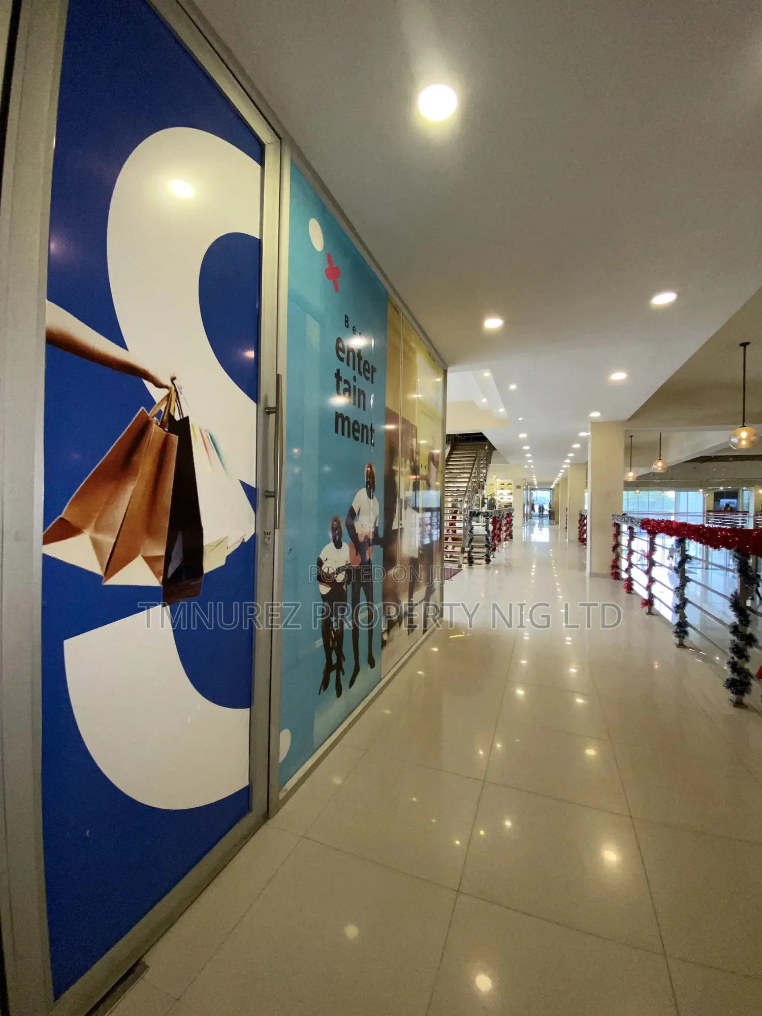 Shop Showroom for Rent at Chevron in Chevron