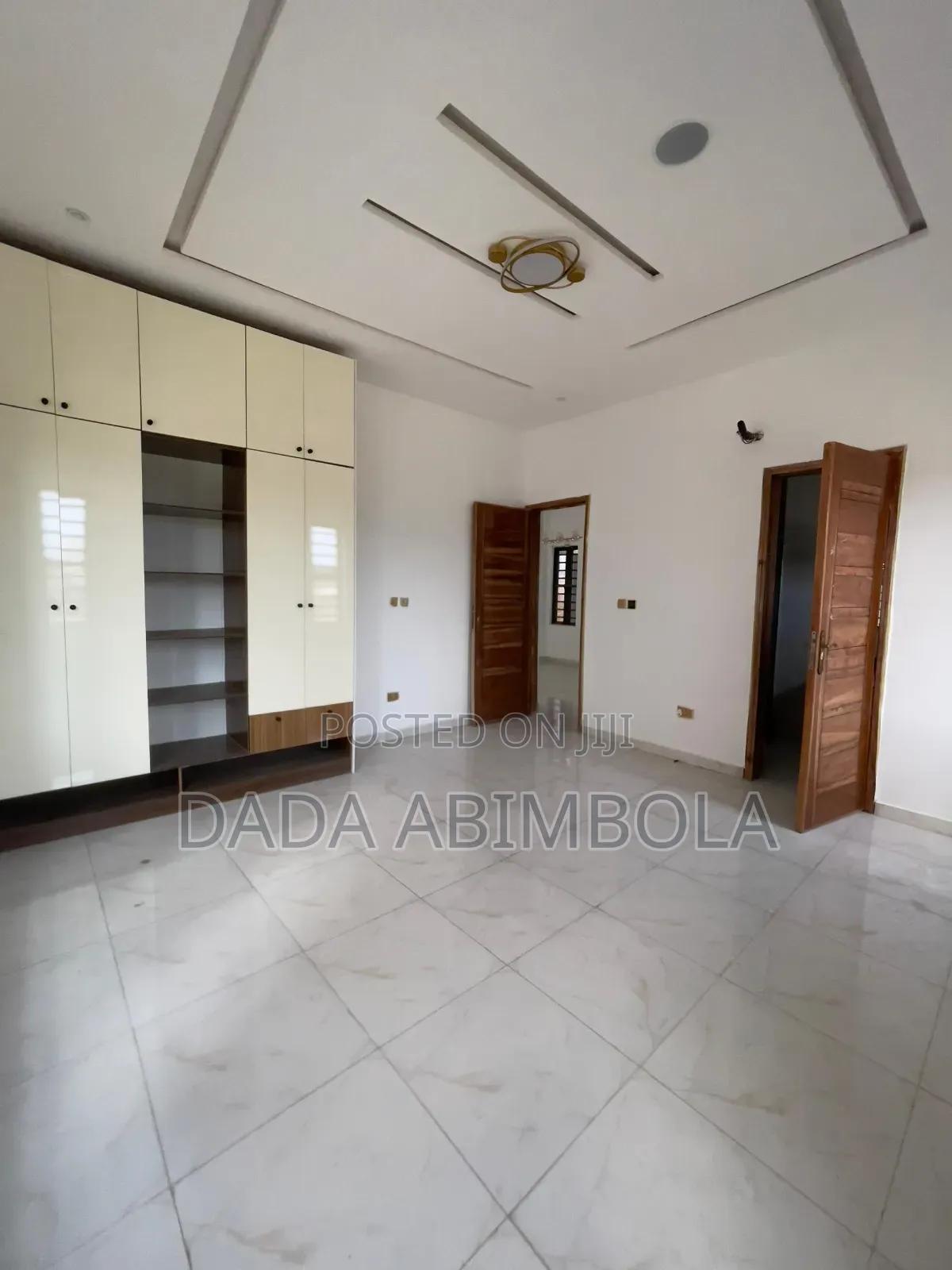 2bdrm Block of Flats in Lekki for sale in Lekki