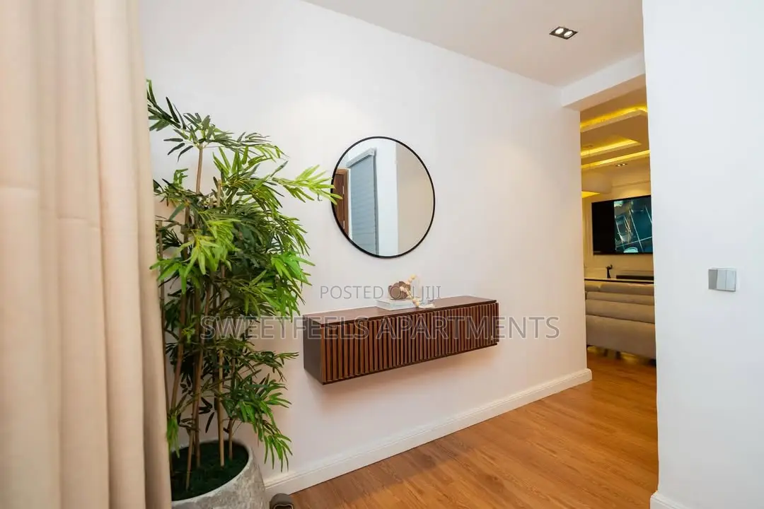 Cozy 1 Bedroom Apartment With Bath Tub and Ps5 in Ikate