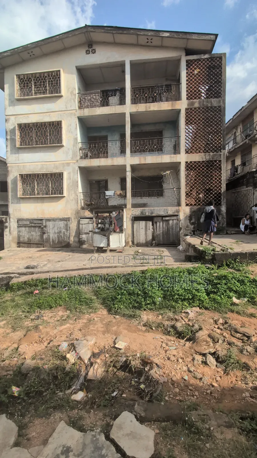18bdrm Block of Flats in Oke Itunu, Ibadan Polytechnic/University in Ibadan Polytechnic/University