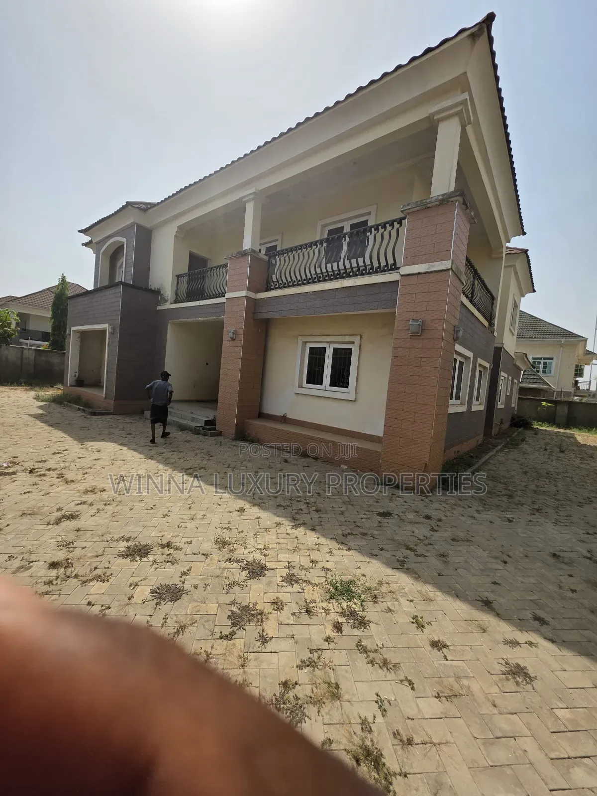 5bdrm Duplex in Kings Park Estate, Kaura for sale in Kaura