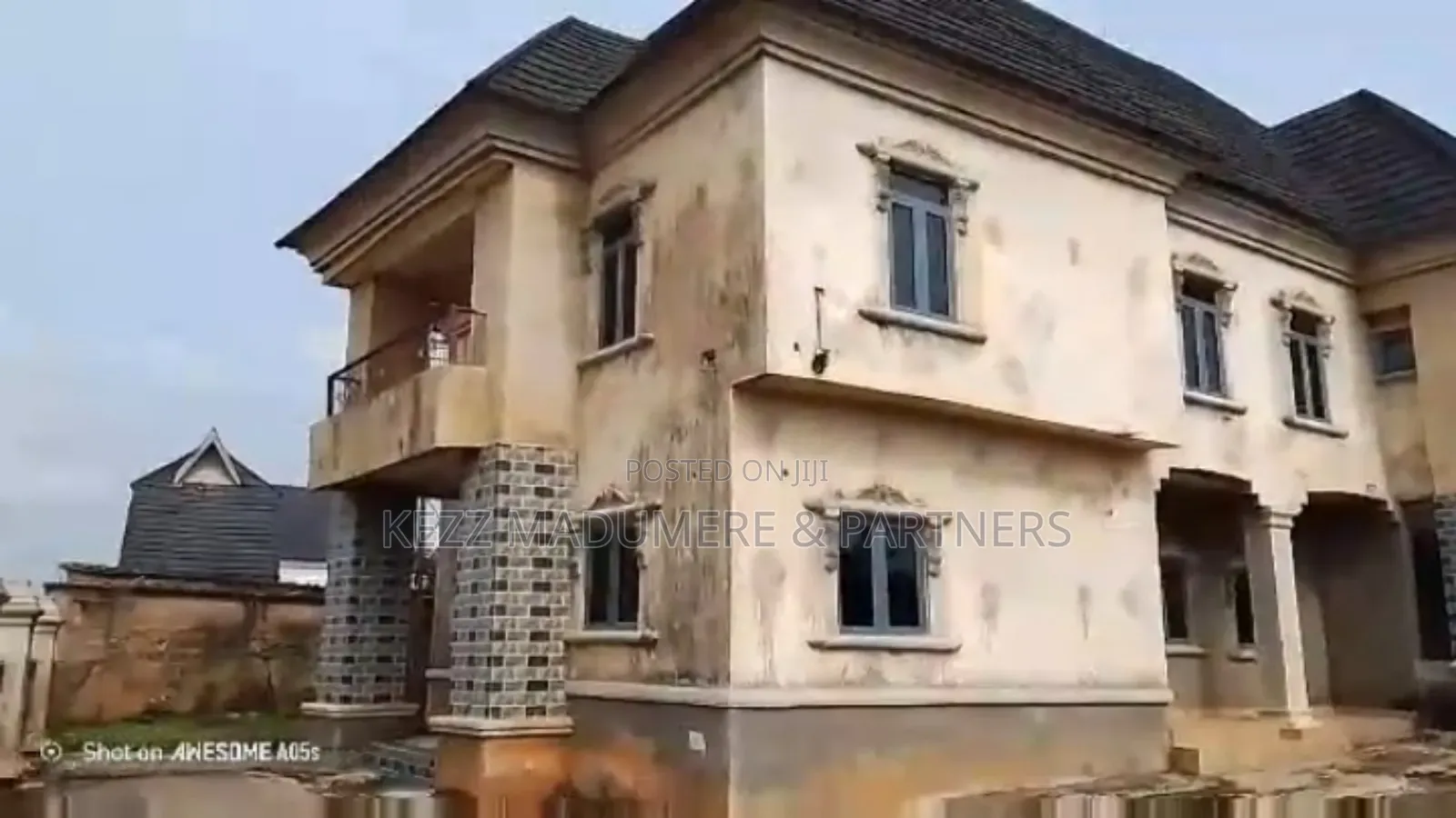 7bdrm House in Near New Abia State for sale in Umuahia
