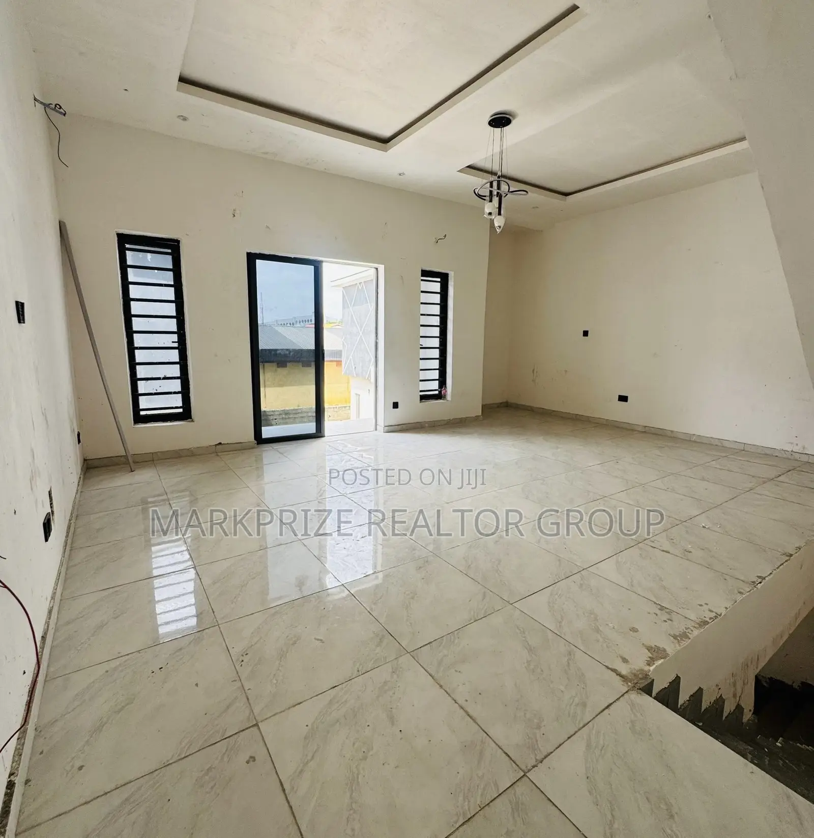 4bdrm Duplex in Ogudu Gra Lagos for sale in Ogudu GRA